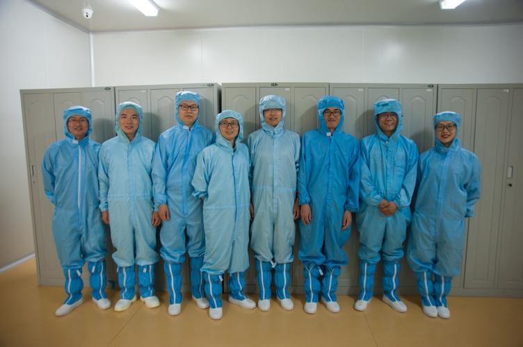 參觀國家光柵制造與應用工程技術研究中心