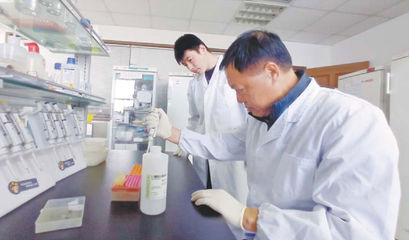 結(jié)緣海洋事業(yè) 奉獻(xiàn)藍(lán)色經(jīng)濟(jì) --記煙臺(tái)市九三學(xué)社社員、山東省海洋資源與環(huán)境研究院漁業(yè)工程與工業(yè)化養(yǎng)殖技術(shù)中心主任姜海濱