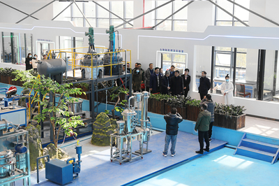 價值170萬元!浙江工業大學化學工程學院西南研究院攜手愛心企業向福泉市捐贈醫療器械